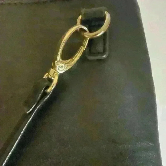 Traventi Leather double slip black crossbody hand‎ bag - Picture 8 of 10